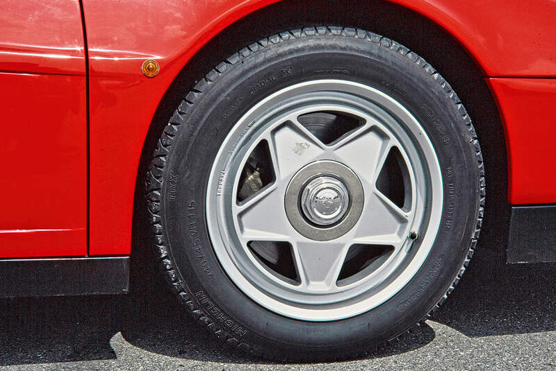 Ferrari Testarossa auto motor und sport 11/1985