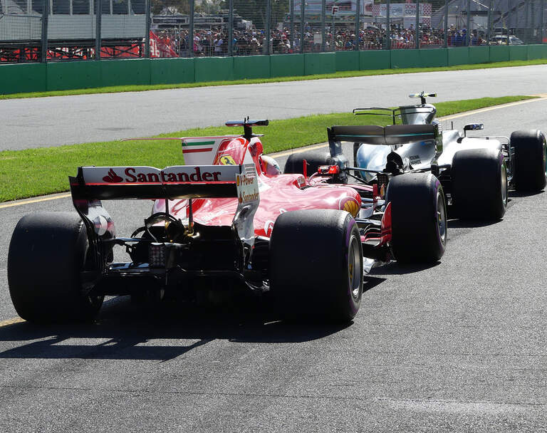 Mercedes Gegen Ferrari Red Bull Wer Hat Das Schnellste Auto