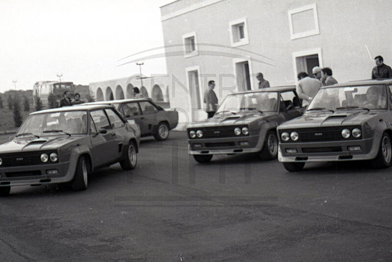 Fiat 131 Abart Rallye Homologationsmodell 1976 Presse-Präsentation Nardo