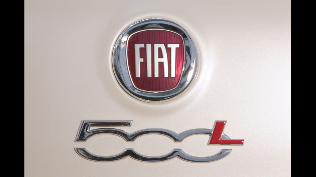 Fiat 500L, Emblem, Typenbezeichnung