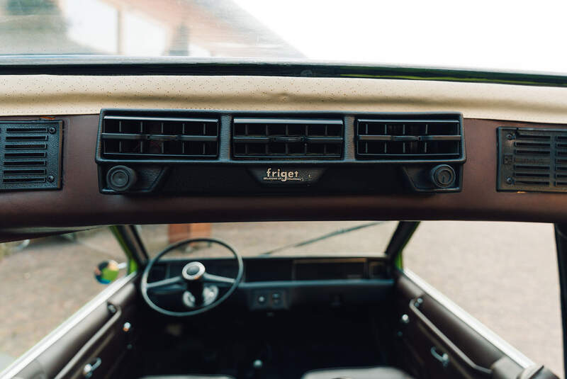 Fiat Bertone 850 T Besucherbus (1977) 