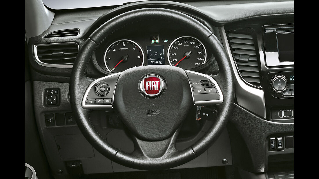 Fiat Fullback Pickup Premiere Dubai 2015