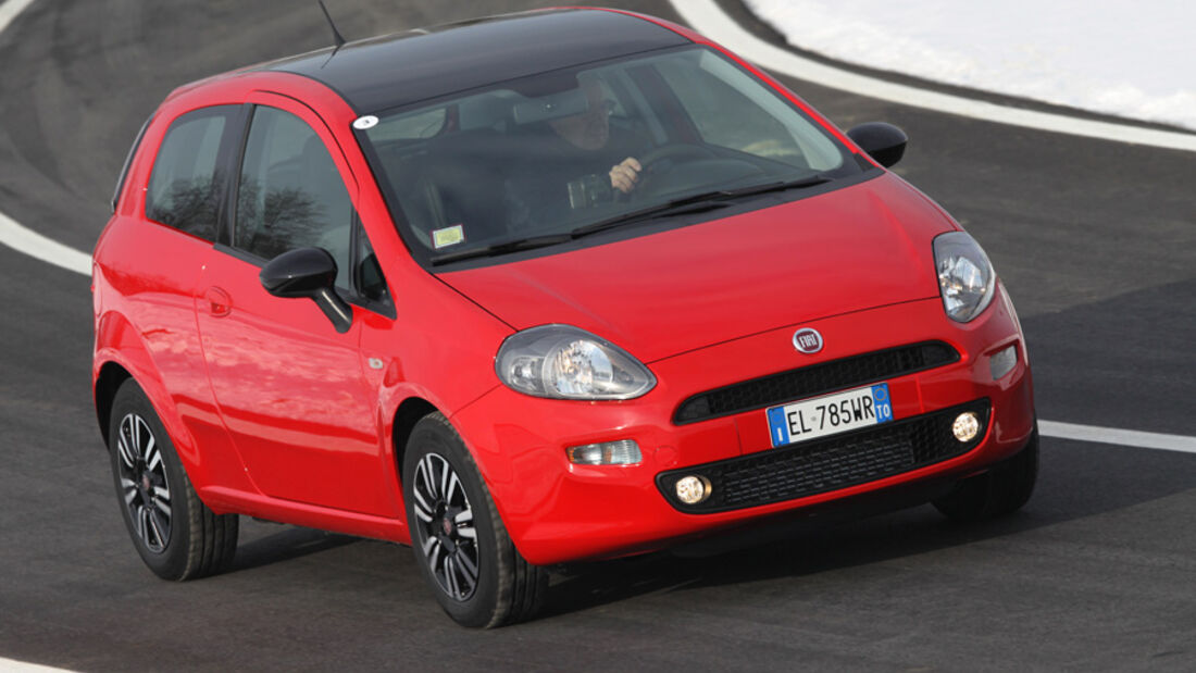 Fiat Punto 0,9 Twinair Start&Stopp Easy, Front, Kurve