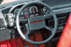 Fiat Uno Turbo i.e., Lenkrad, Cockpit