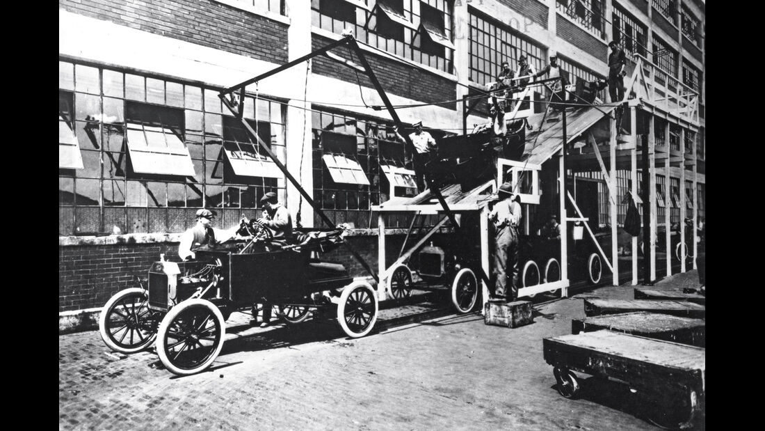 Fließband, Ford, 1909
