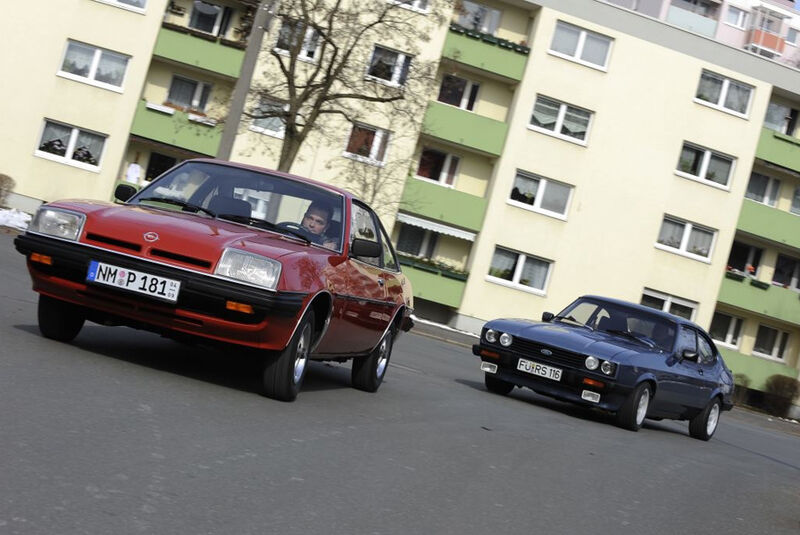Ford Capri 2.3 S (Capri 78), Baujahr 1984; Opel Manta 2.0 L, Baujahr 1980