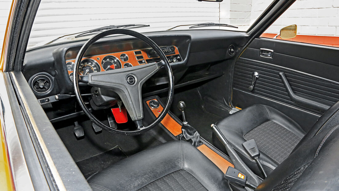 Ford Capri 2300 GT, Cockpit
