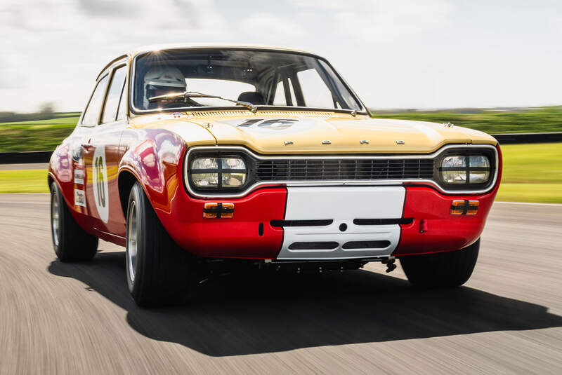 Ford Escort Alan Mann 68 Edition by Boreham Motorworks driving shots