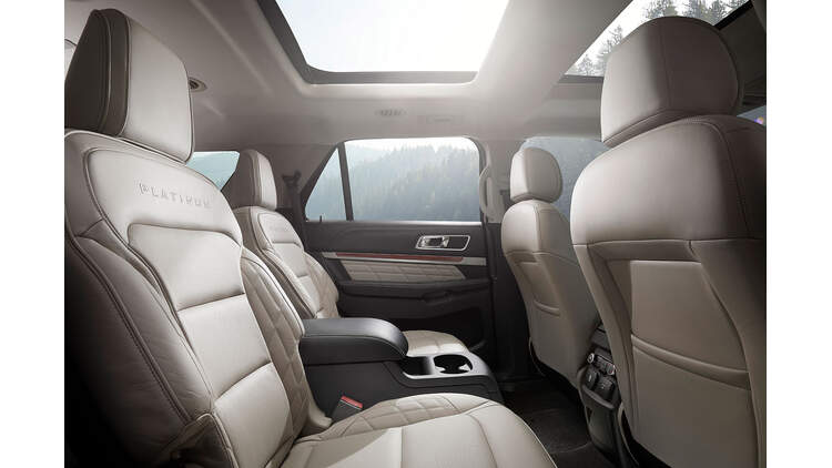 Sitzprobe Ford Explorer Auf Der L A Autoshow Nimm Uns Mit Explorer Auf Die Reise Auto Motor Und Sport