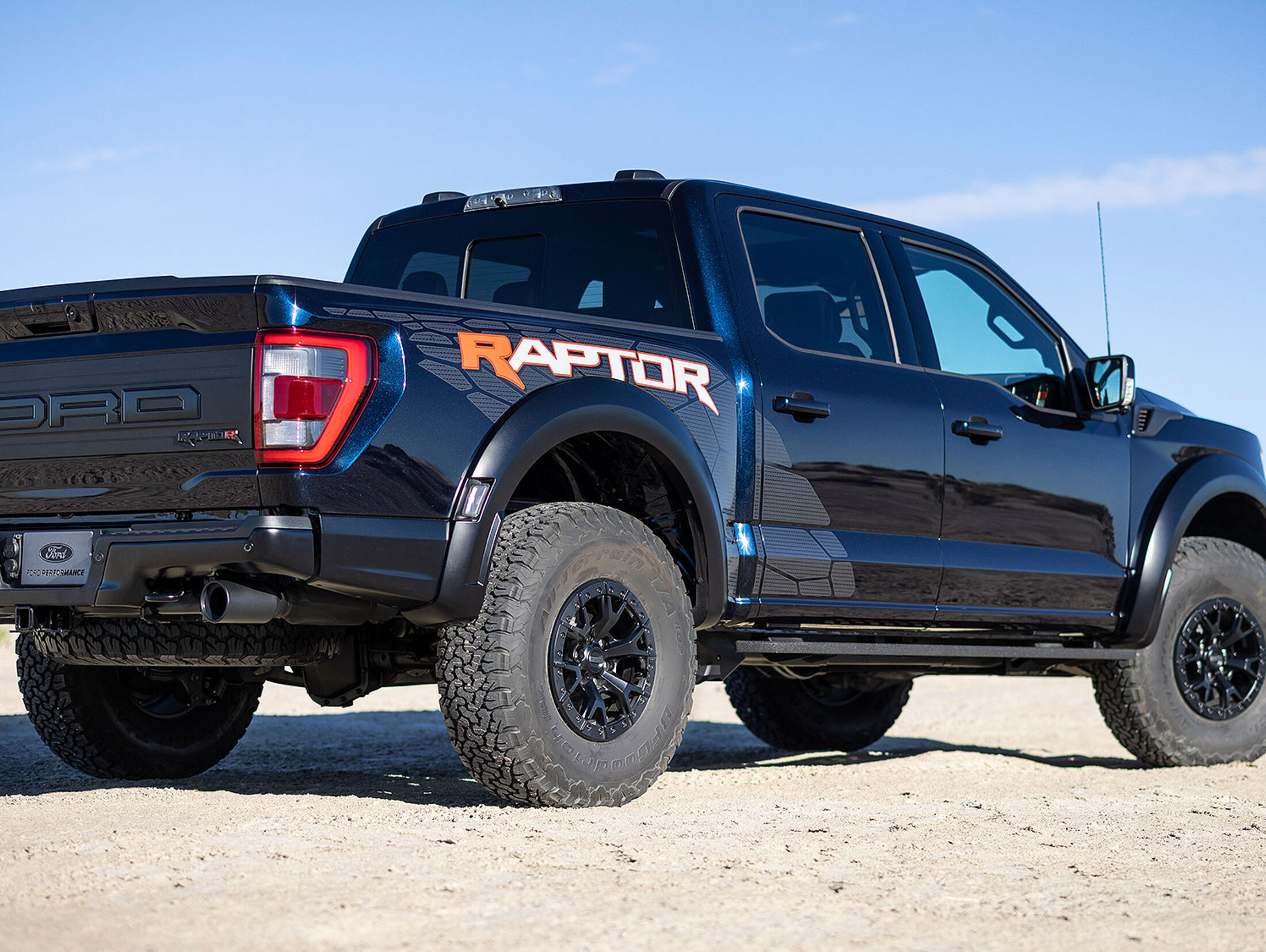 Pick-up Ford F-150 Raptor R (2022) mit 710-V8-PS