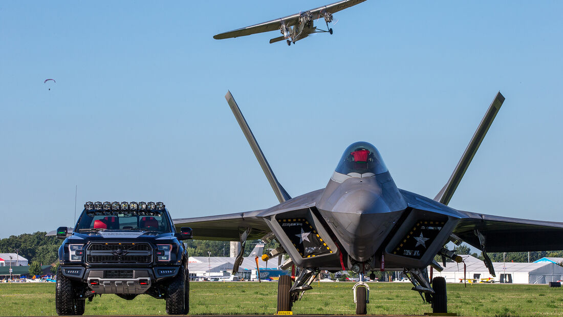 Ford F-22 F-150 Raptor