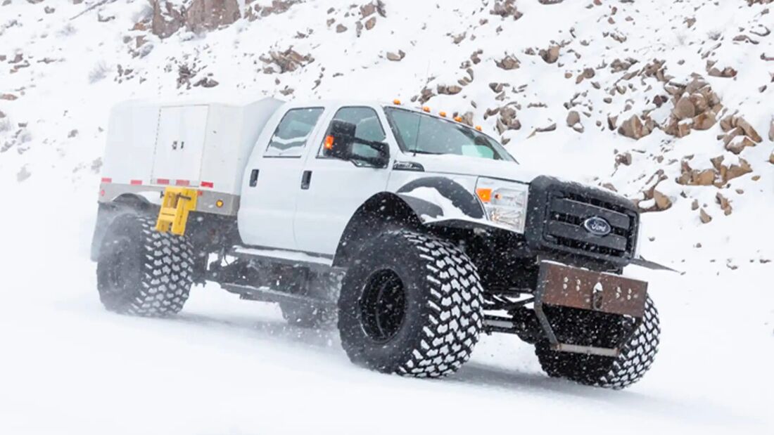 Ford F-550 Monster Truck 