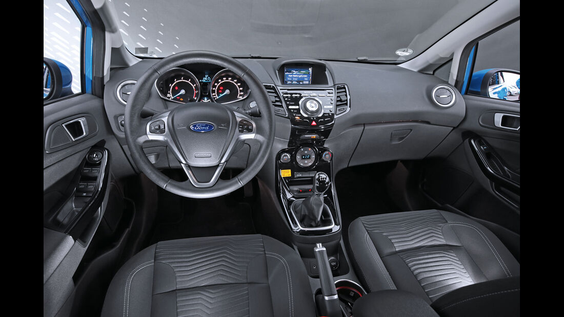 Ford Fiesta 1.0 Ecoboost, Cockpit