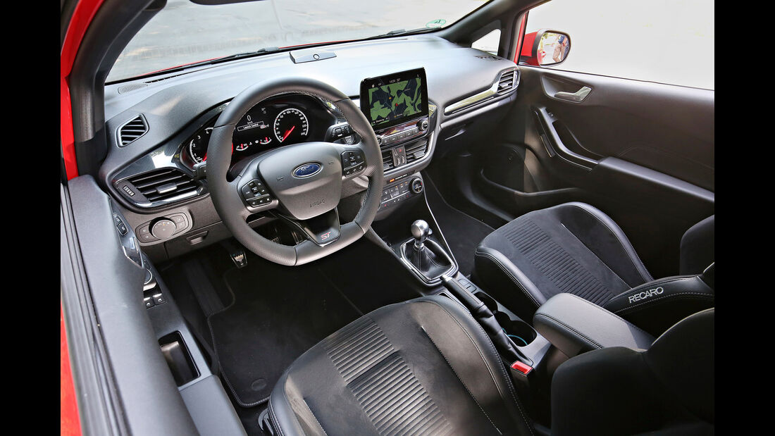 Ford Fiesta ST, Interieur
