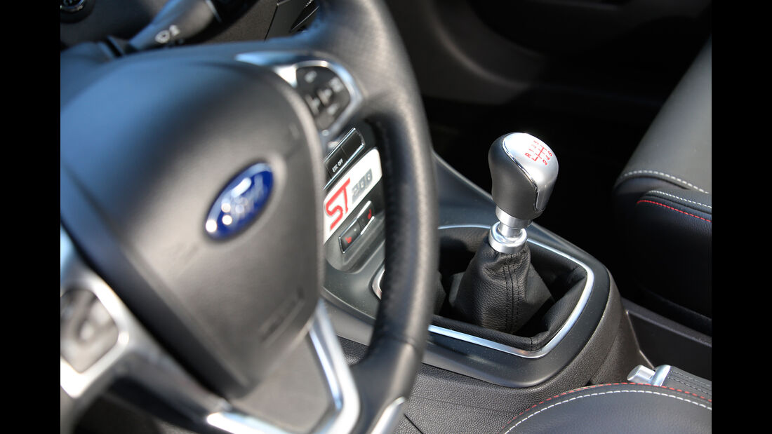 Ford Fiesta ST200, Lenkrad