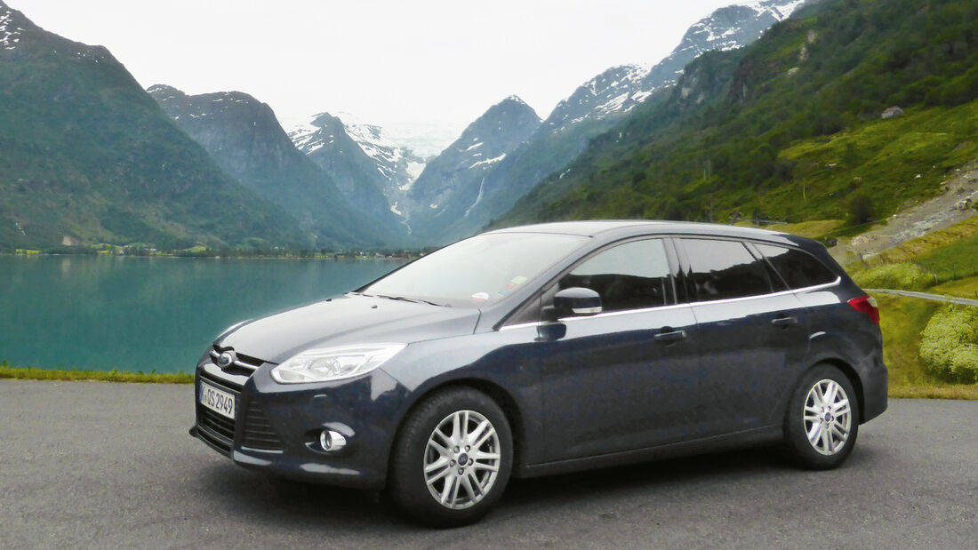 Ford Focus 1.0 Ecoboost Turnier Titanium, Seitenansicht