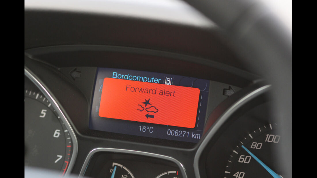 Ford Focus 1.6 Ecoboost, Auffahrwarnung