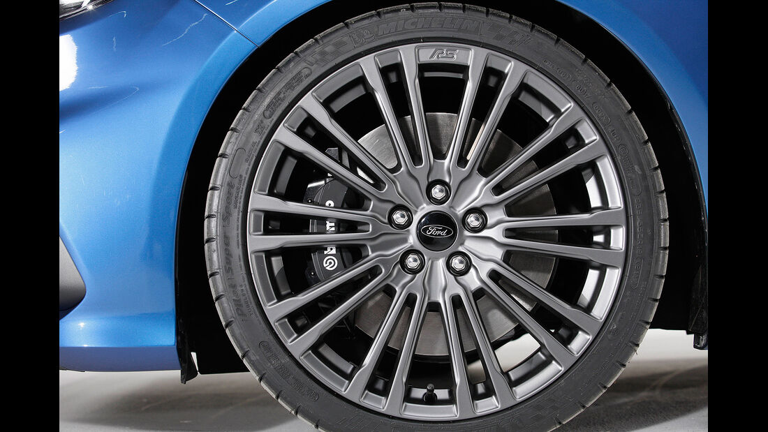 Ford Focus RS 2015, 17-Zoll-Leichtmetallfelgen, Brembo-Bremse