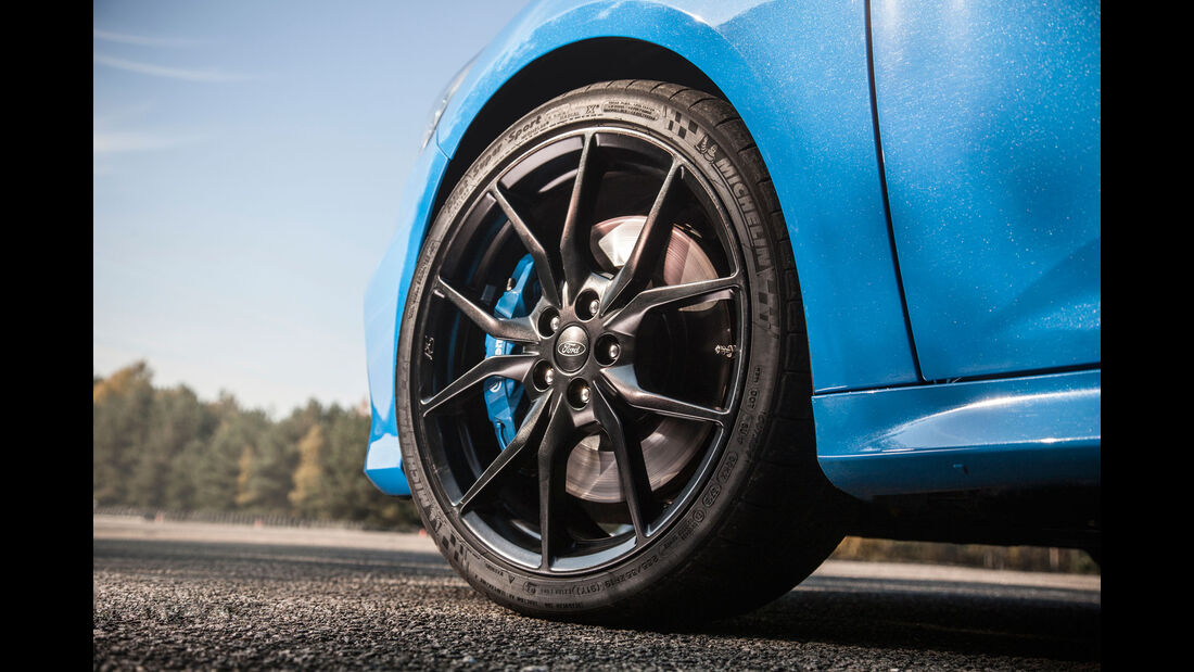 Ford Focus RS - Valencia - Driften