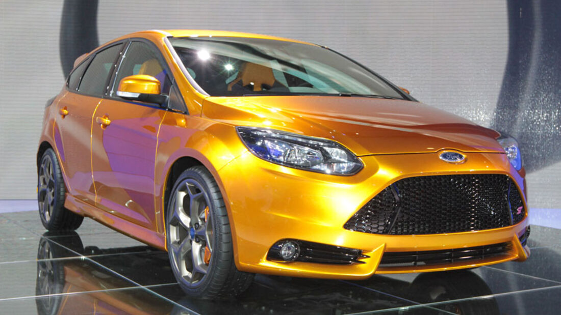 Ford Focus St Auf Dem Autosalon Paris 250 Ps Kompaktsportler Auto Motor Und Sport