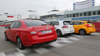 Ford Focus ST, Skoda Octavia RS, VW Golf GTI Performance, Heckansicht