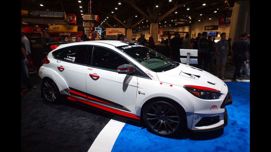 Ford Focus ST von Rally Innovations - SEMA 2015 - Las Vegas
