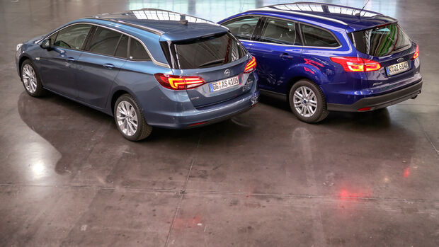 Ford Focus Turnier 1.0 Ecoboost, Opel Astra Sports Tourer 1.4 DI Turbo