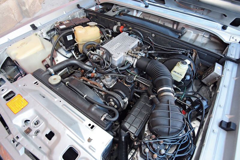 Ford Granada II, Motor