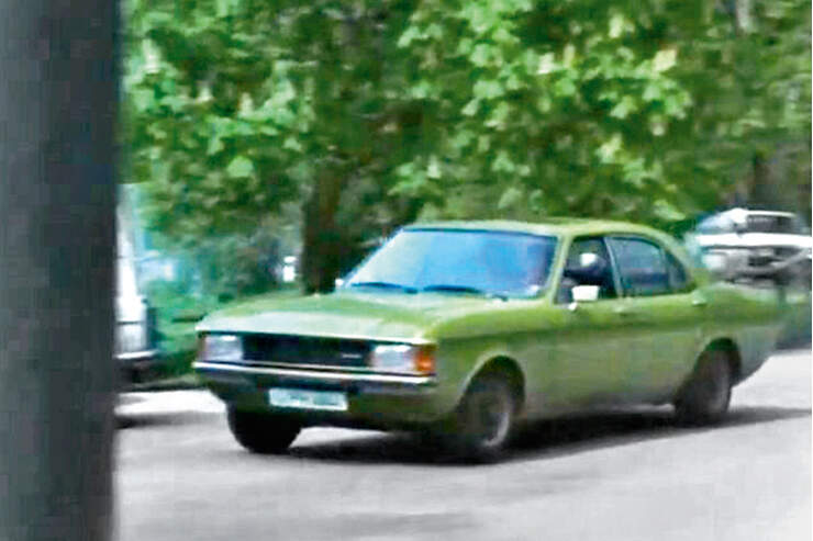 Ford-Granada-Seitenansicht-fotoshowBig-8