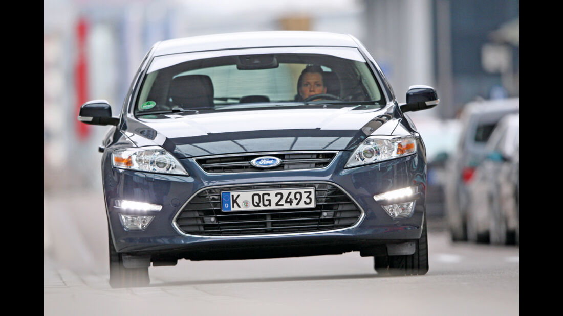 Ford Mondeo 2.0, Front