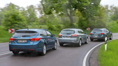 Ford Mondeo Turnier, Hyundai i40 cw, Mazda 6 Kombi, Heckansicht