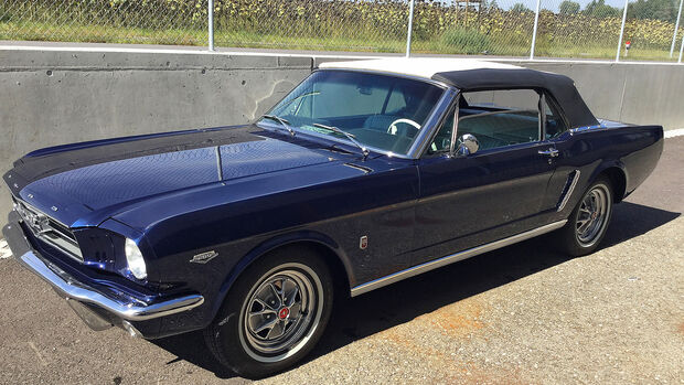 Ford-Mustang-289-Convertible-1966