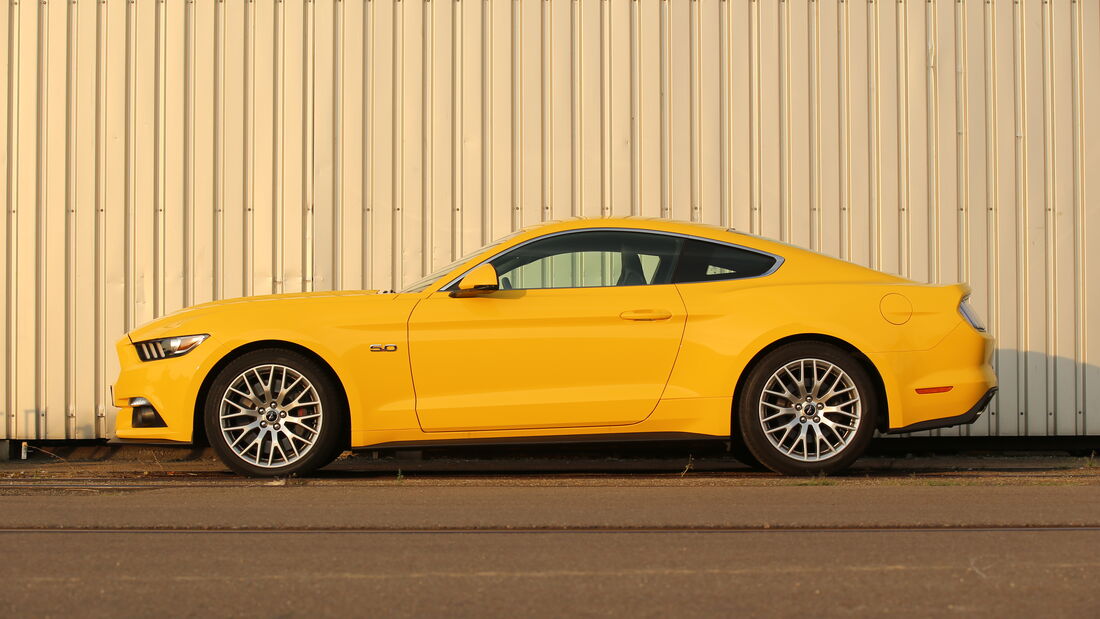 Ford Mustang 5.0 V