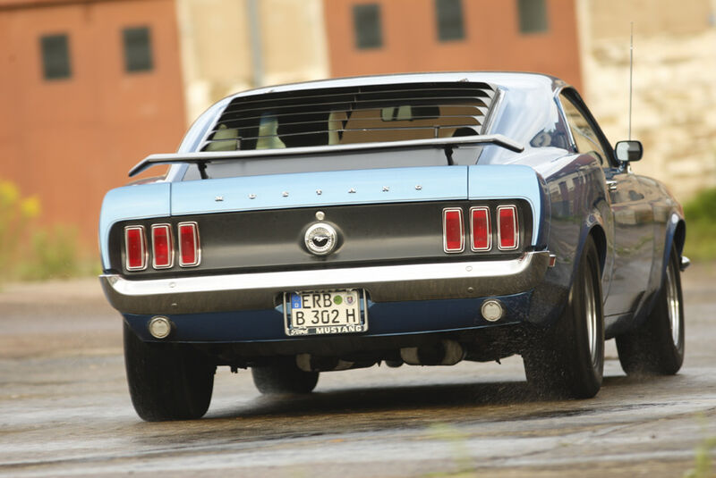 Ford Mustang Boss 302, Heck