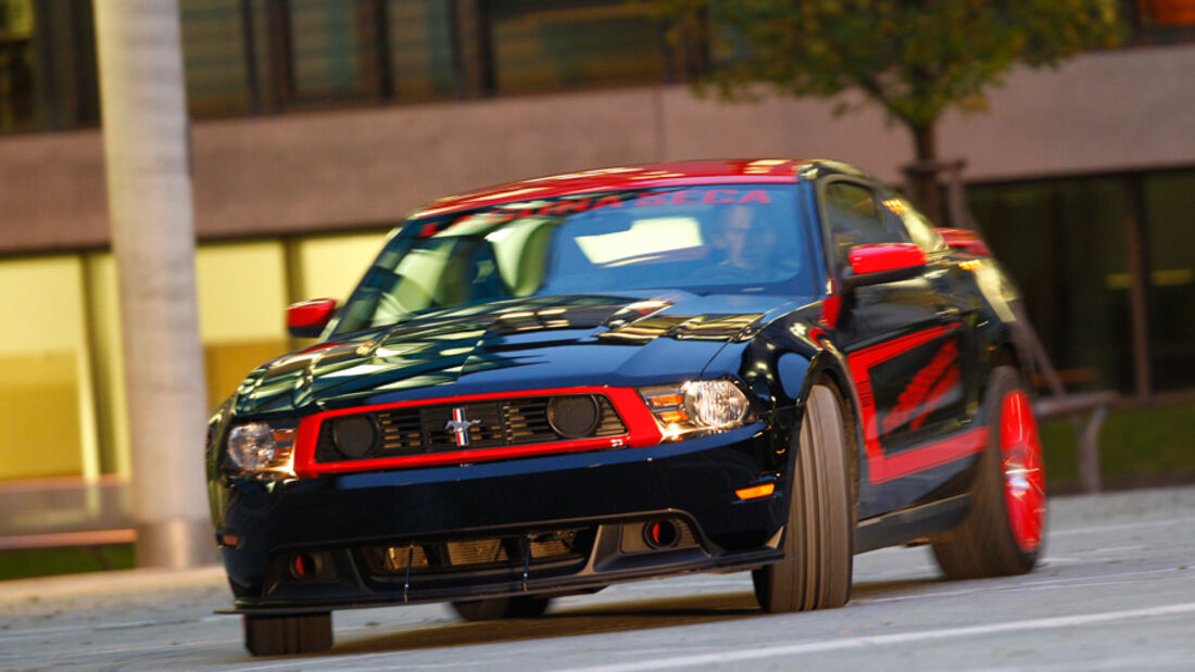 Ford Mustang Boss 302 Laguna Seca