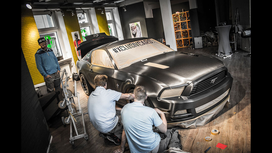Ford Mustang GT 5.0 - Modelljahr 2013 - Torsten Meyer - Grafik-Künstler Rene Turrek - Effektlack