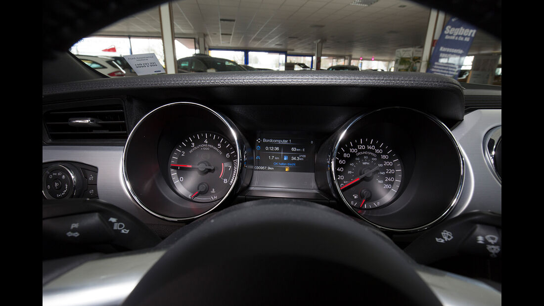 Ford Mustang GT Coupe?, Interieur