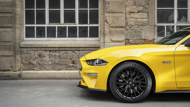 Ford Mustang GT Fastback, Rad