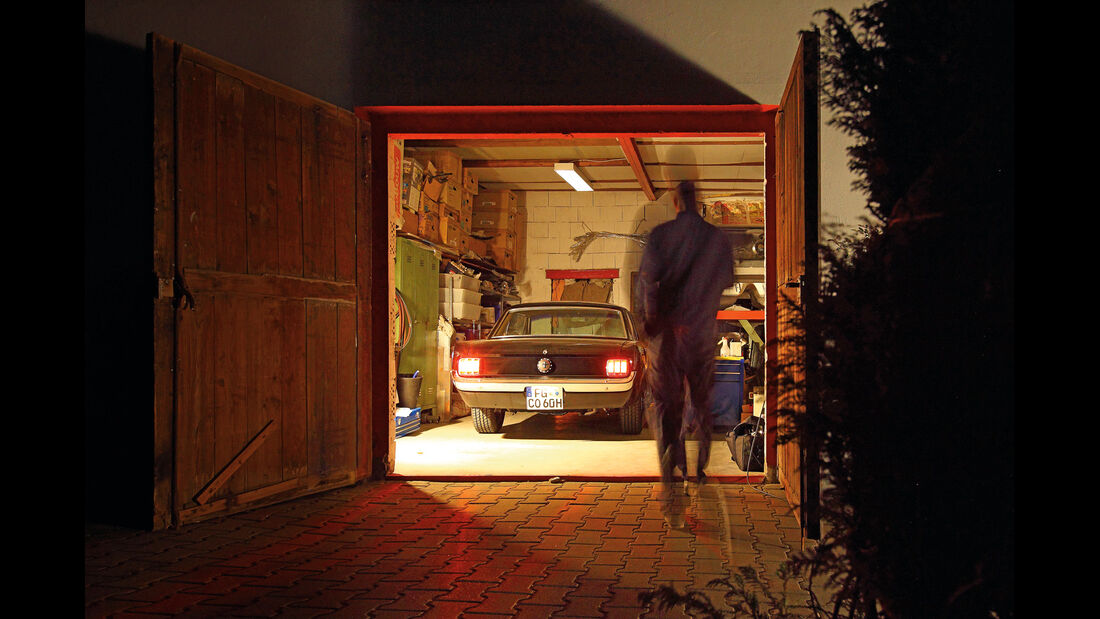 Ford Mustang, Garage, Heckansicht