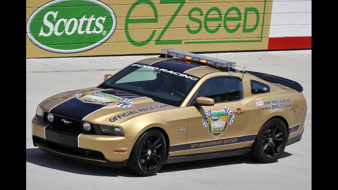 Ford Mustang Safety Car