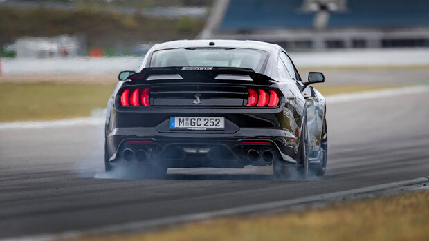 Ford Mustang Shelby GT500, Exterieur