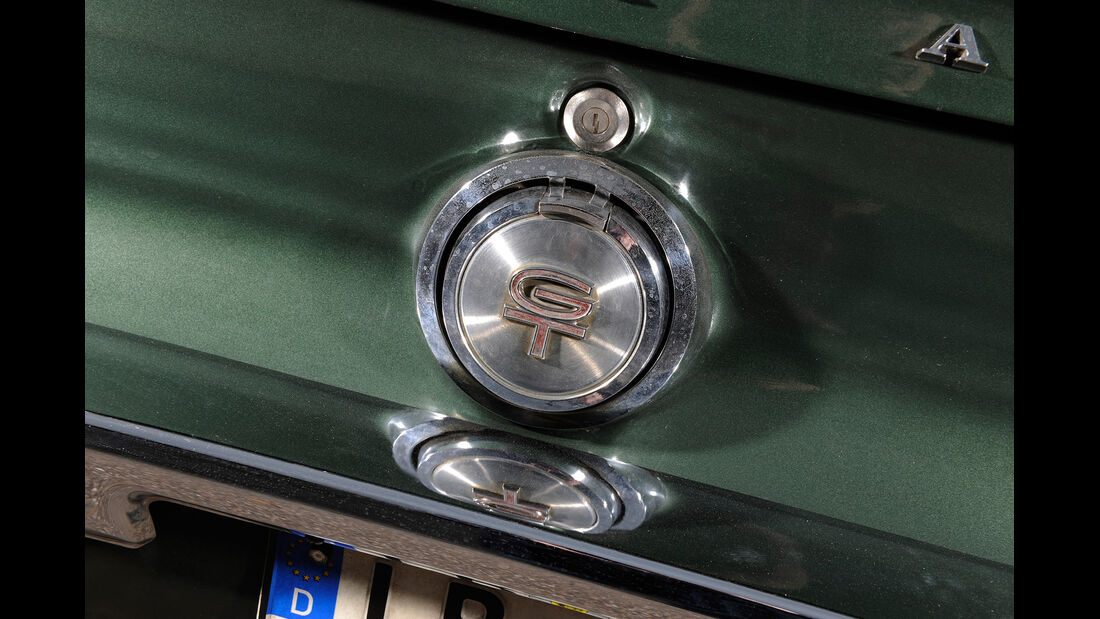 Ford Mustang V8, Kofferraumknopf