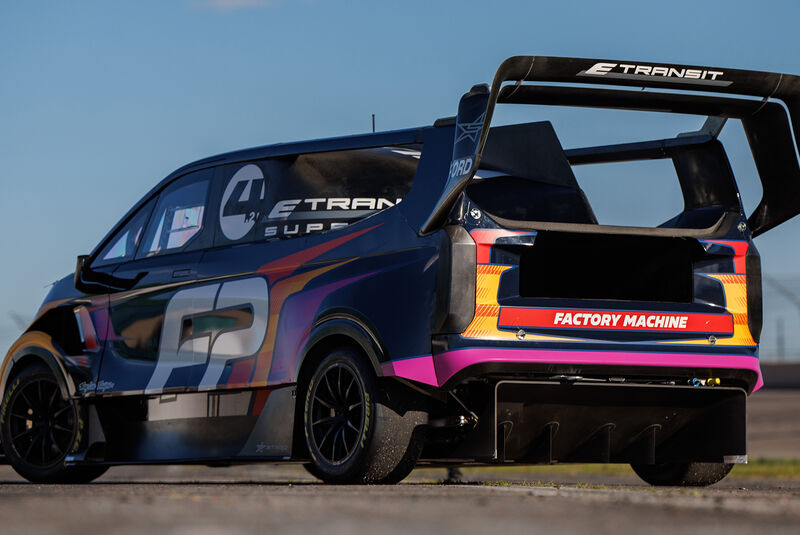 Ford Performance E-Transit Supervan 4.2 - Pikes Peak 2023 - Romain Dumas