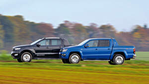 Ford Ranger 3.2 TDCi, VW Amarok 3.0 TDI, Seitenansicht
