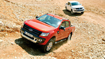 Ford Ranger 3.2 TDCi Wildtrak, VW Amarok 2.0 BiTDI Highline, Gelände