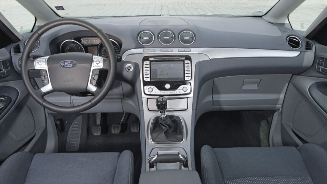 Ford S-MAX 1.6 EcoBoost Titanium, Cockpit, Lenkrad