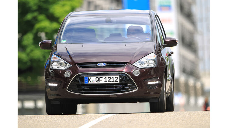 Ford S Max Im Test Ford Van Fur Sportliche Familienoberhaupter Auto Motor Und Sport