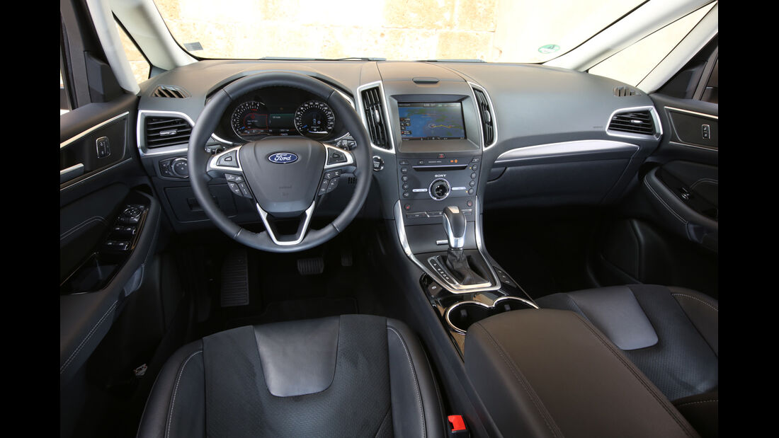 Ford S-Max 2.0 TDCi, Cockpit