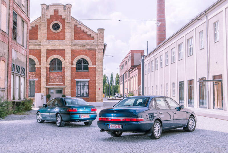 Ford Scorpio Mk2 2.9I, Opel Omega B Mv6, Heckansicht