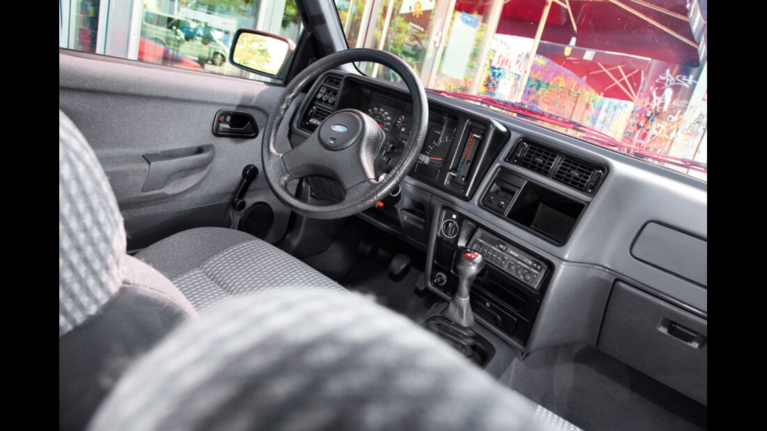 Ford Sierra 2.0i LX, Cockpit